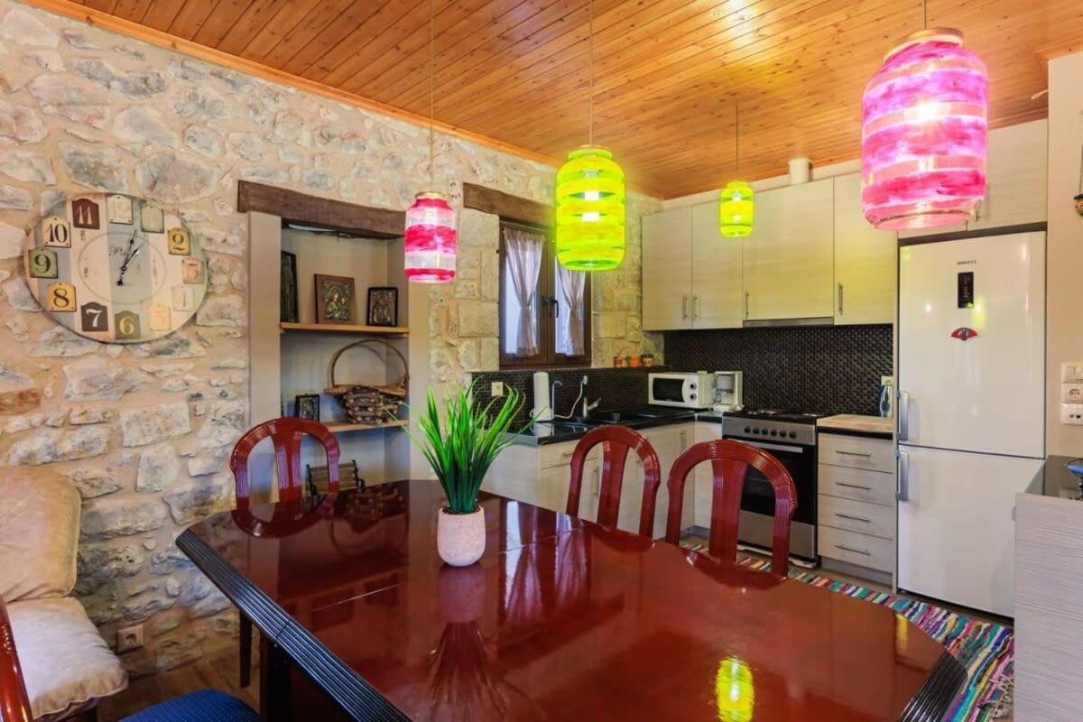 Arcadia Getaway - Levidi Sani 11 Suite Dış mekan fotoğraf
