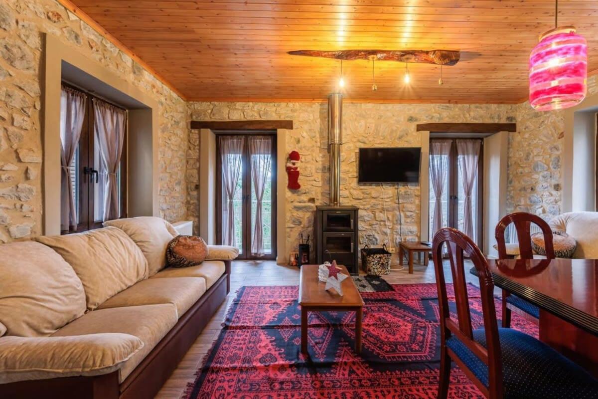 Arcadia Getaway - Levidi Sani 11 Suite Dış mekan fotoğraf