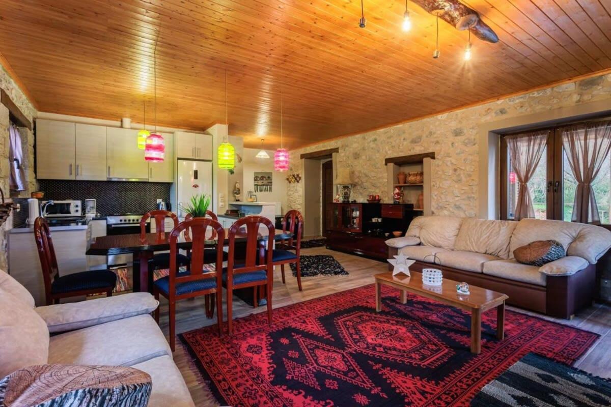 Arcadia Getaway - Levidi Sani 11 Suite Dış mekan fotoğraf